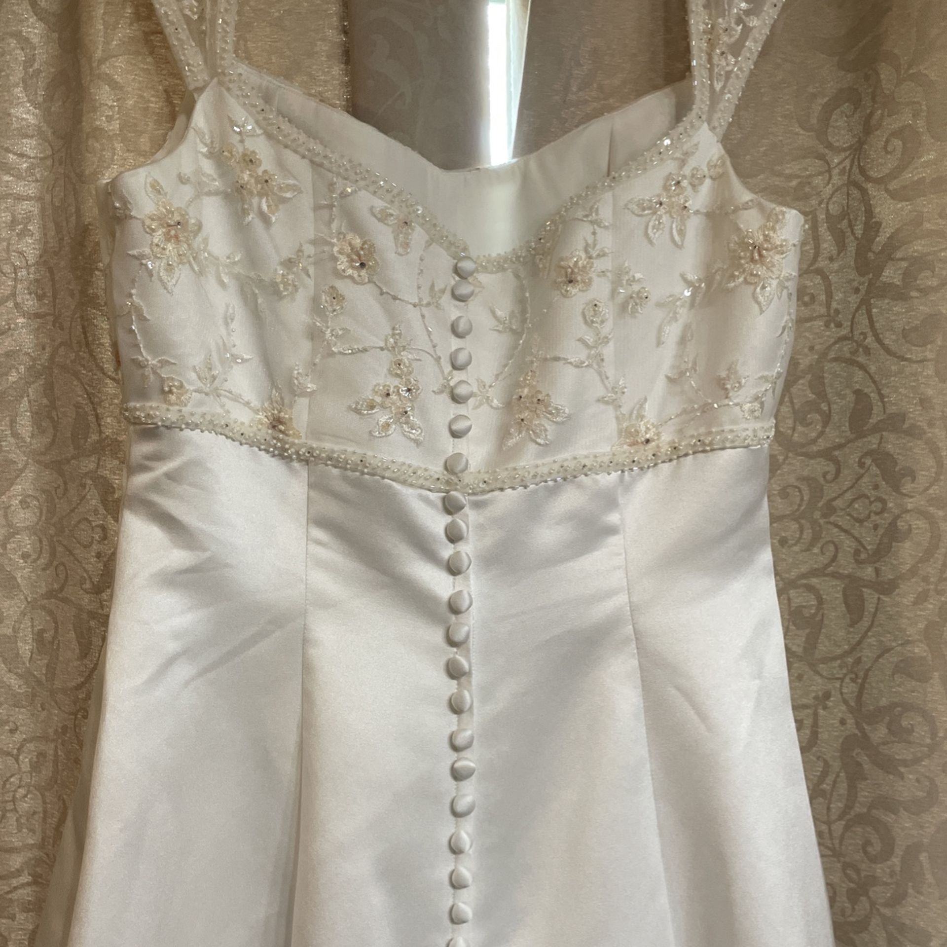 Wedding Dress (ivory)