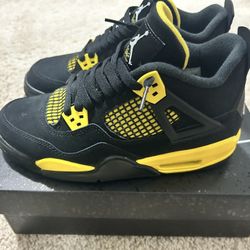 Jordan 4 Thunder Gs 