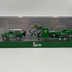 M2 Machines Auto Haulers Sprite 1966 Ford Bronco & 1970 Ford Mustang 428 SCJ TW1