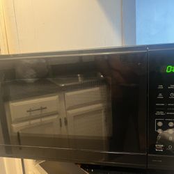 Microwave Oven