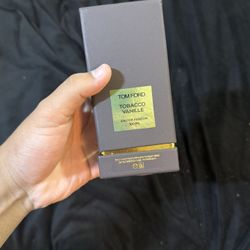 TOM FORD FRAGRANCE 