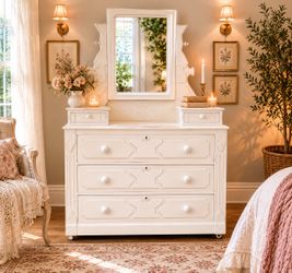 Vintage Eastlake style dresser