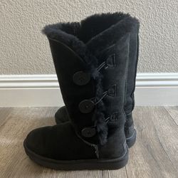 Women’s UGG Bailey button boots.  Size 7