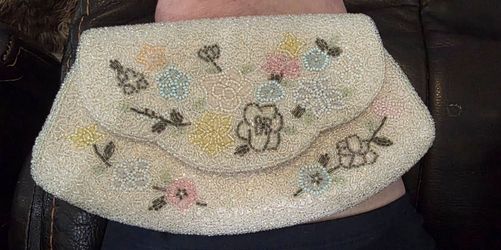 Vintage Beaded Floral Clutch Purse
