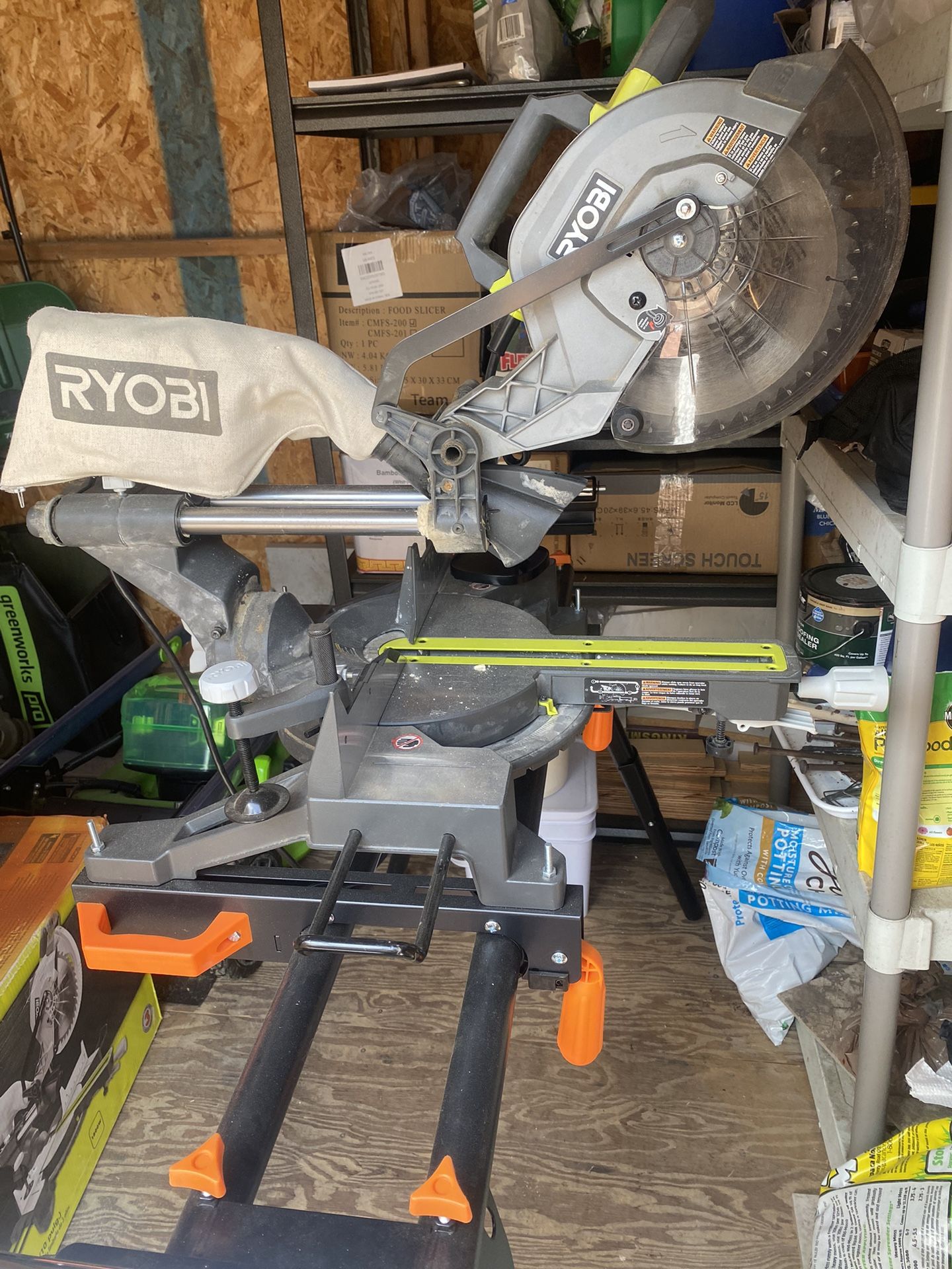 RYOBI Sliding Miter Saw