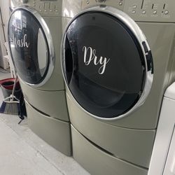 WASHER AND DRYER 