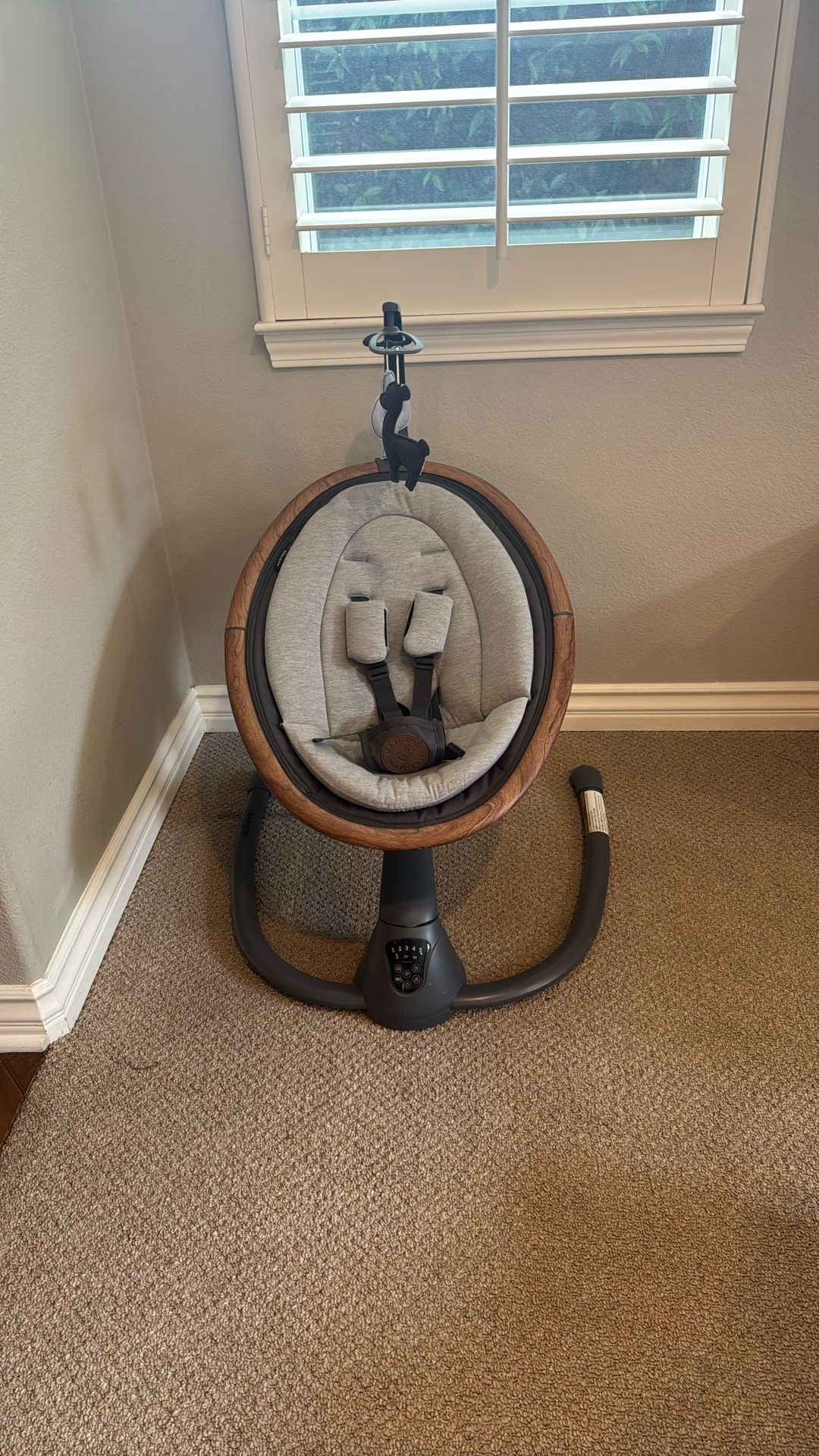 Maxi Cosi Cassia Swing, Essential Graphite