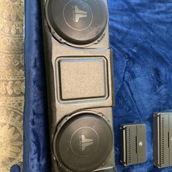 10” JL Audio Subwoofer In Custom F150 Stealth Box