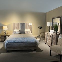 Grey 4PC Queen Bedroom Set 
