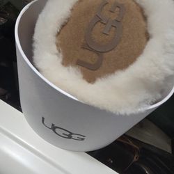 UGG Earmuffs 