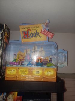 Rare Vintage 1991 mc Donald's Hook happy meal display