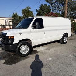 2010 Ford Super Duty E250