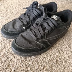 Travis Scott Jordan 1 Phantoms Size 9