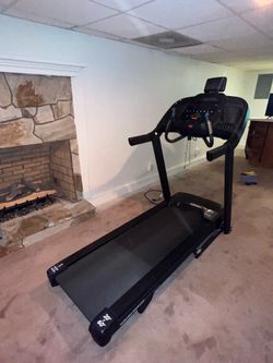 Horizon 7.0AT Folding Treadmill
