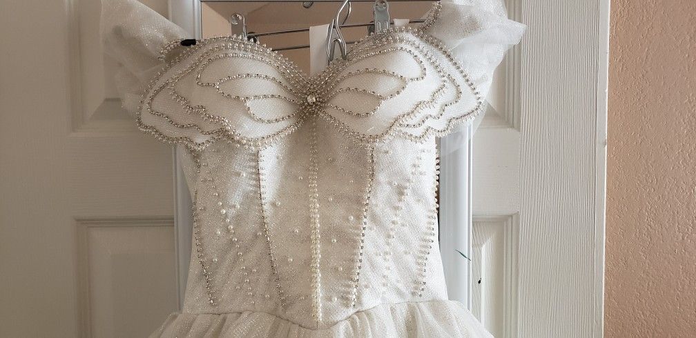 Snow White Quinceanera Dress New Size 2