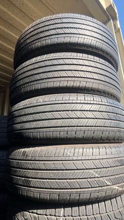 225/60/18 Michelin set de llantas usadas en buenas condiciones las 4