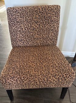 Moving Sale- Armless Accent/Slipper Chair