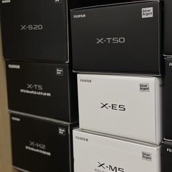 FujiFilm X-E5 Silver Body