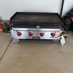 Camp Chef Flat Top 600 Grill