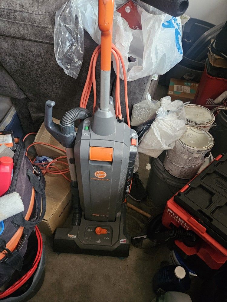 Hoover Commercial Vaccum Cleaner