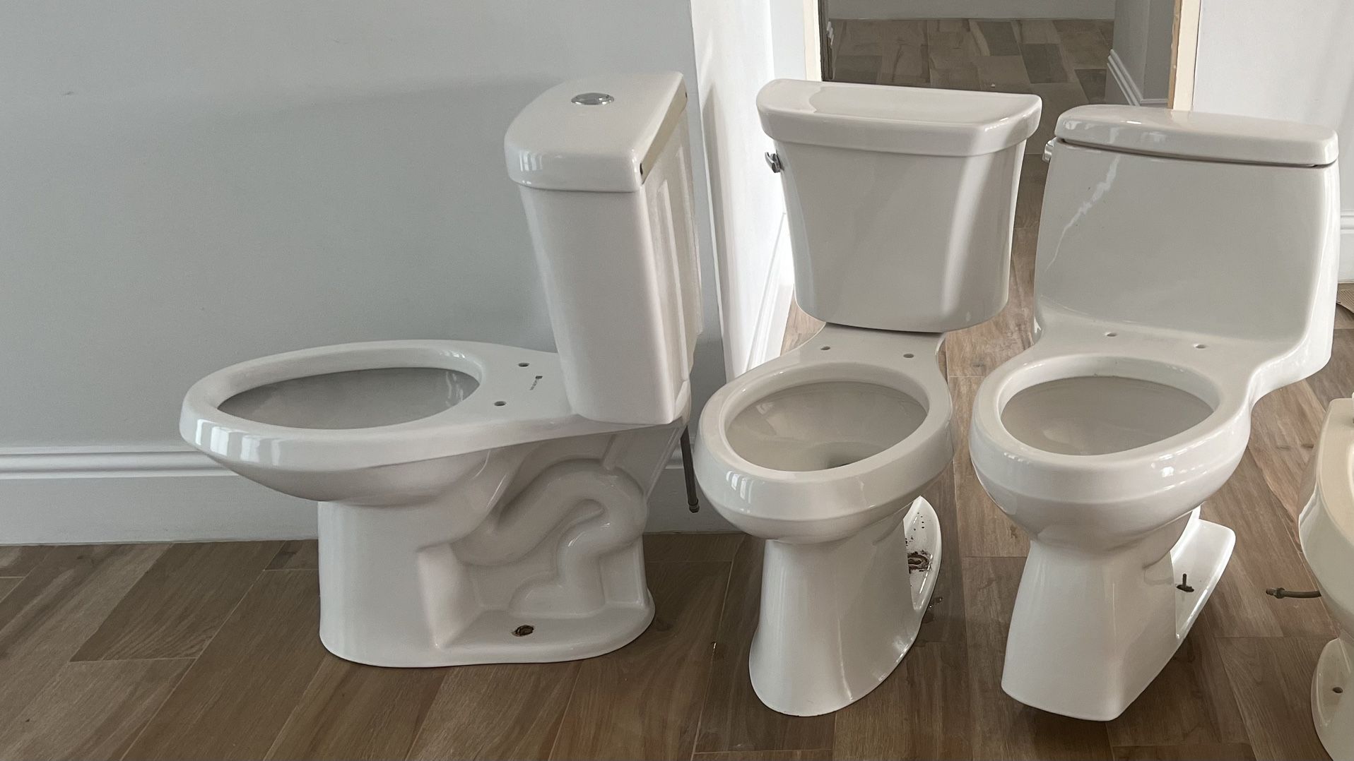 3 Toilets