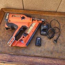 Paslode xp 30" framing nailer With Battery And Charger