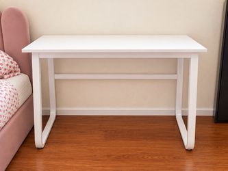 White Desk with Metal Sled Legs