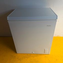 Haier Chest Freezer 5.0 cu. ft. 100% FULLY WORKING!