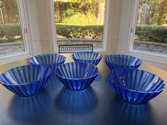 Acrylic Blue Party Bowls X 5