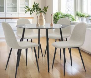 WAYFAIR Round Table With Four Chairs