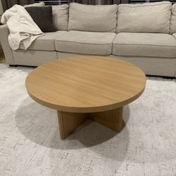 New Round coffee table