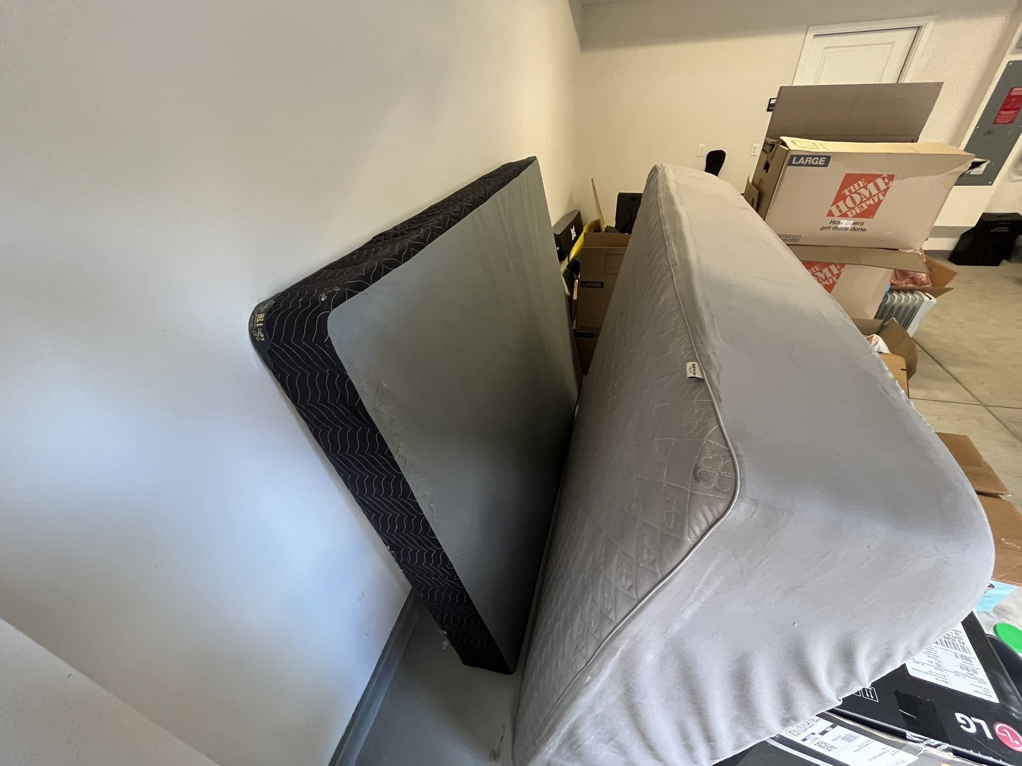 Queen Size Mattress + Box Spring