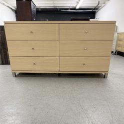 Light Wood Color 6 Drawer Dresser Wheels for Back Feet