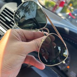 Quay Sunglasses Unisex 