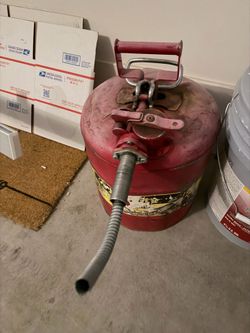 JustRite gas can