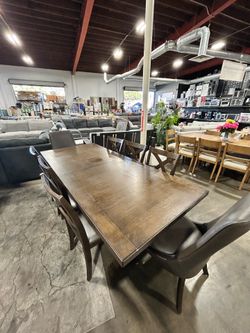 Dining table + 8 chairs , dining set from Costco