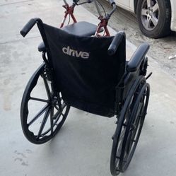 Drive Medical Cruiser III Light Weight Wheelchair w foot pedals 