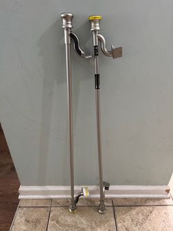Brushed Nickel Curtain Rod Set with Brackets