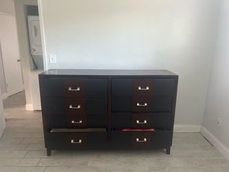 Dark Wood 8-Drawer Double Dresser