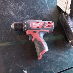 Milwaukee Drill Driver 
