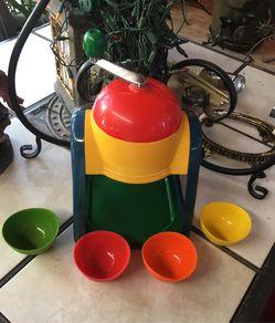 Tupperware. Máquina manual para raspar hielo
