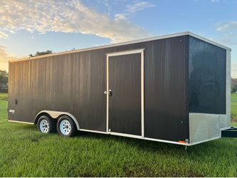 2019 Enclosed Trailer 8.5x20 with TITLE