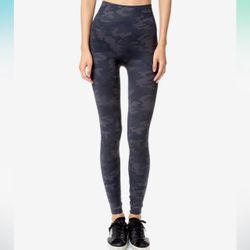 SPANX Black Camo ‘Look At Me Now’ Seamless Leggings Sz M $68