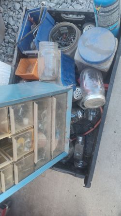 Free free all kinds of random screws and nails free must take everything gracias