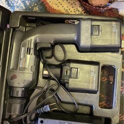 Craftsman  Cordless Drill 13 .2 With 2  Batteries 