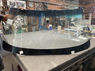 WINDSHIELD MUSTANG CONVERTIBLE 1971-73