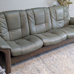 Ekornes Stressless Buckingham Leather Sofa