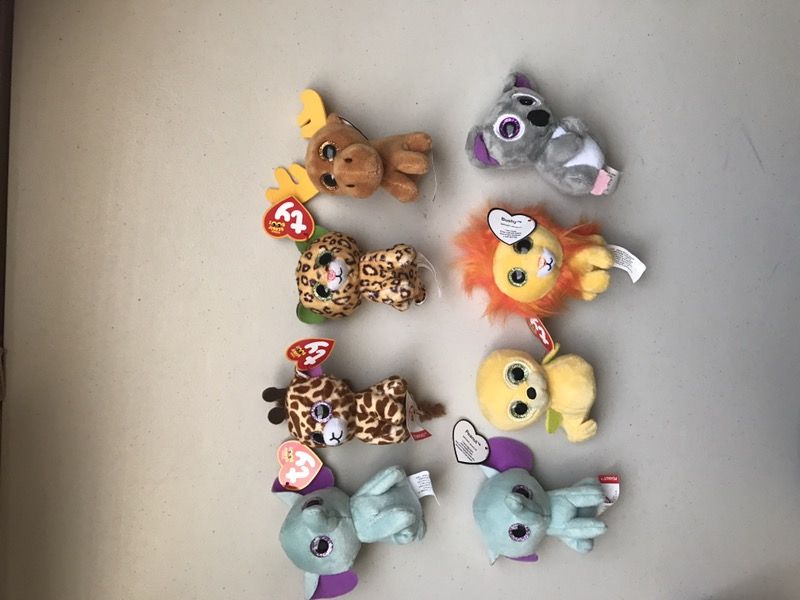 8 soft toys