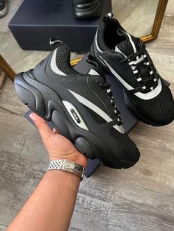 Dior b22 black
