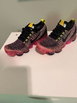 Nike Air VaporMax Flyknit Sneakers